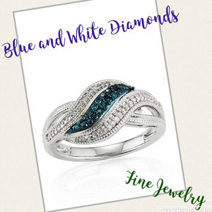 NWT Belk White Blue Diamonds Swirl Ring Silver 7